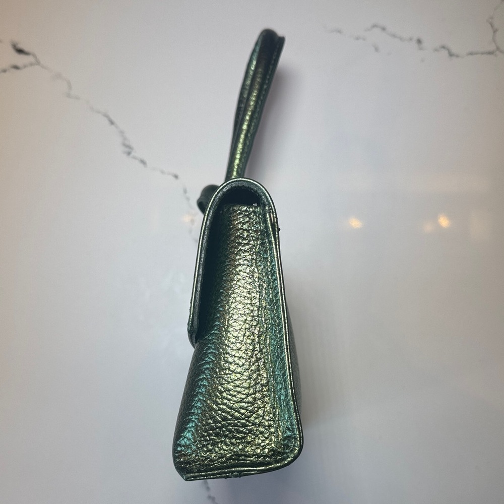 Tuscany Leather Metallic Green Italian Leather Clutch Wristlet Made in Italy 🇮🇹 - Picture 3 of 5